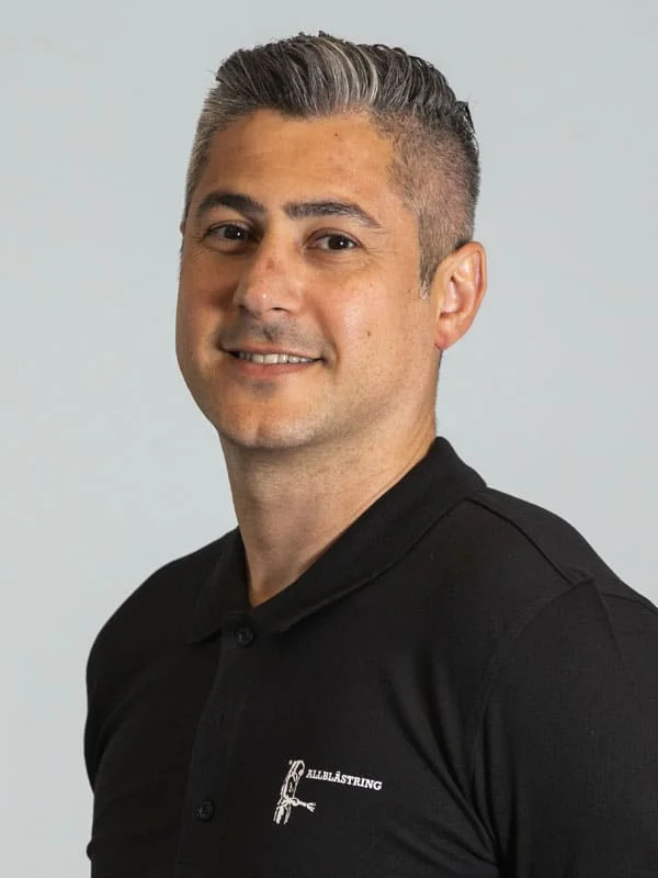 Niaz Mirza